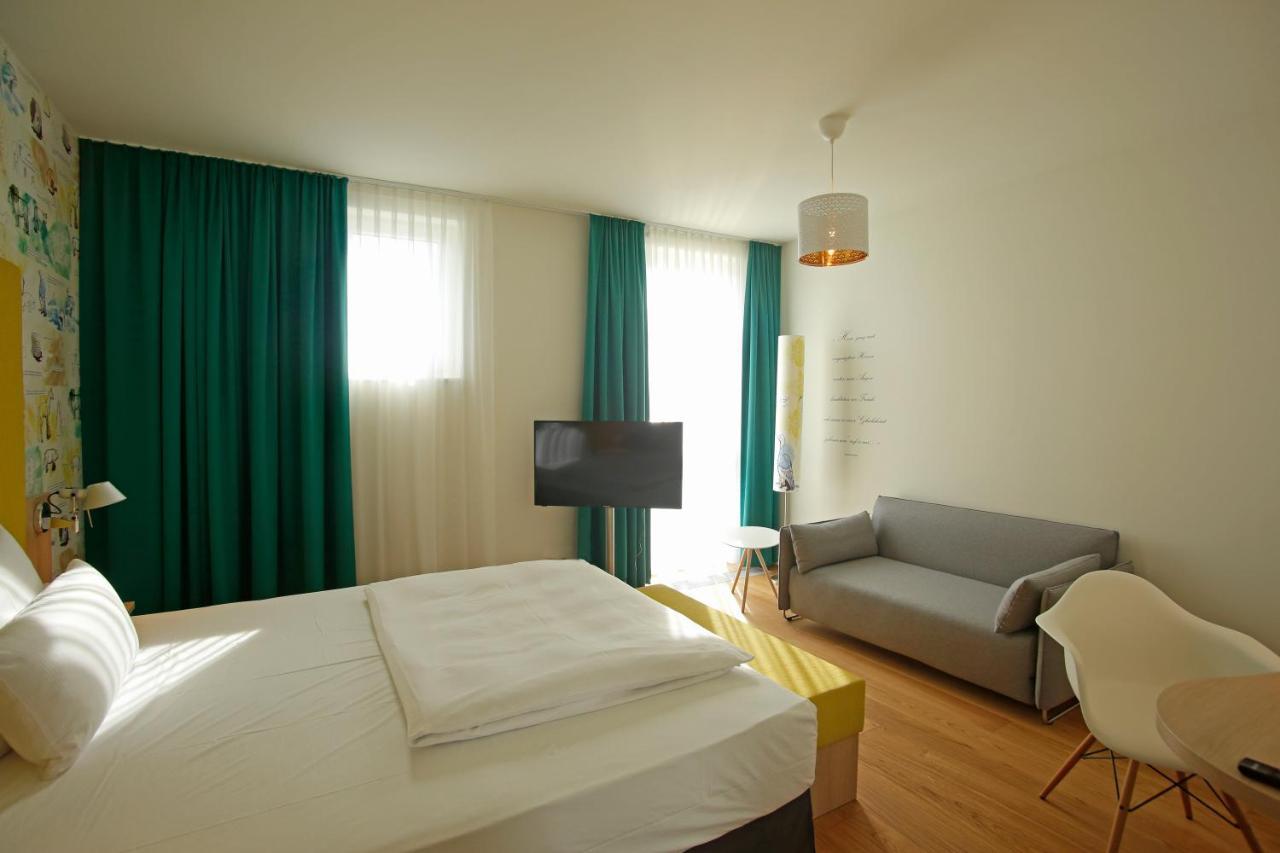 Grimm'S Berlin Potsdam Hotel Teltow Exterior photo